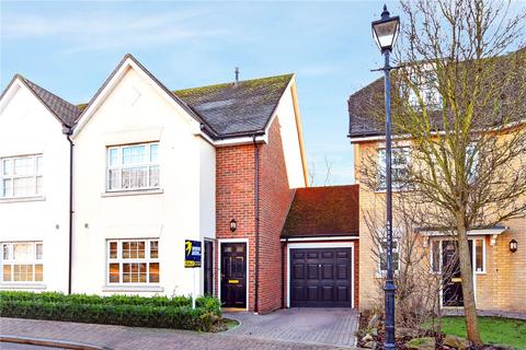 3 bedroom semi-detached house for sale - Sandringham Drive, Bexley Park, Kent, DA2