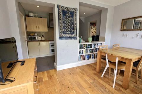 80 Grangemill Road, London, SE6 3JZ