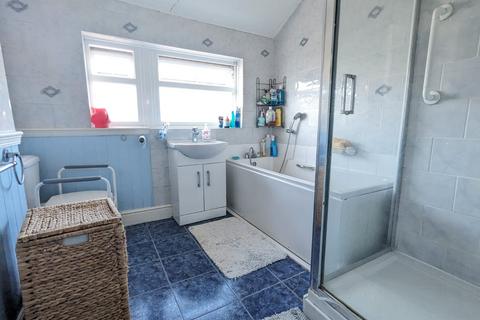 15 Brangbourne Road, Bromley, BR1 4LL