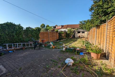 15 Brangbourne Road, Bromley, BR1 4LL
