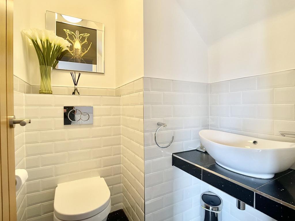 Ground Floor Wc