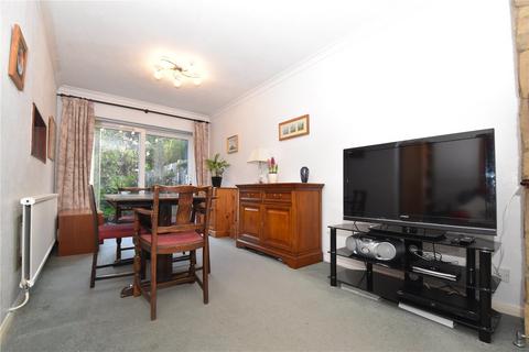12 Manor Close, Wilmington, Dartford, DA2 7AR
