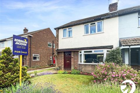 12 Manor Close, Wilmington, Dartford, DA2 7AR