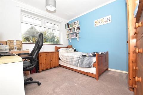 12 Manor Close, Wilmington, Dartford, DA2 7AR