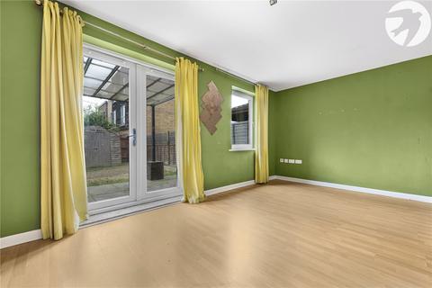 5 bedroom end of terrace house for sale, Ruby Tuesday Drive, Dartford, Kent, DA1