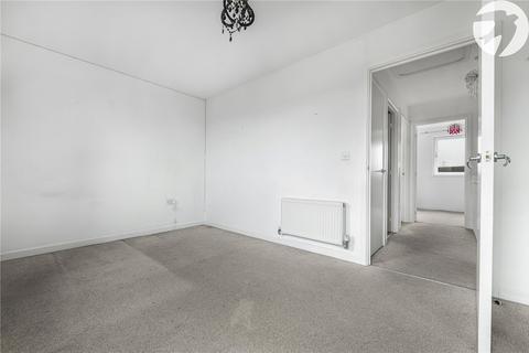 8 Ruby Tuesday Drive, Dartford, DA1 5RE