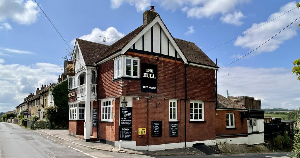 Village Pub