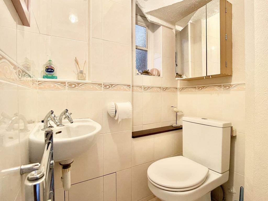 Ground Floor Wc