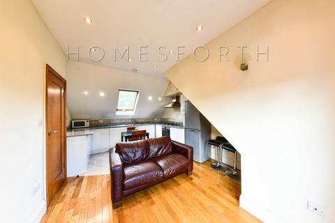2 bedroom flat to rent, Westbere Road, West Hampstead, NW2