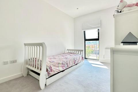 88 Norman Lane, Castle Hill, Swanscombe, DA10 1EL