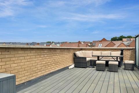 8 Embleton Lane, Castle Hill, Swanscombe, DA10 1BX