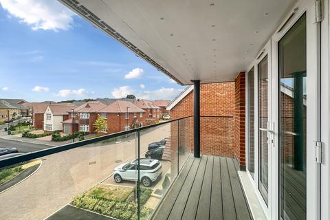 398 Ackers Drive, Weldon, Swanscombe, DA10 1DX