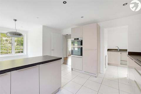 4 Farmer Close, Castle Hill, Swanscombe, DA10 1DH