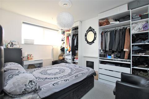 3 bedroom maisonette for sale, Middle Park Avenue, Eltham, SE9