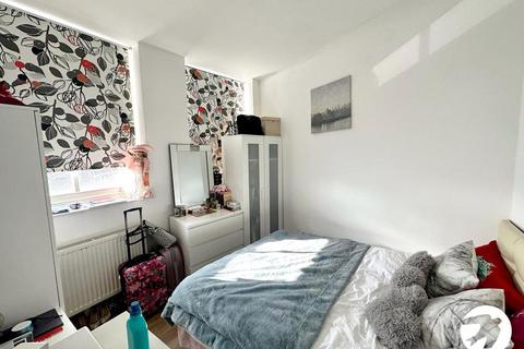 2 bedroom flat for sale, Courthill Road, Lewisham, London, SE13