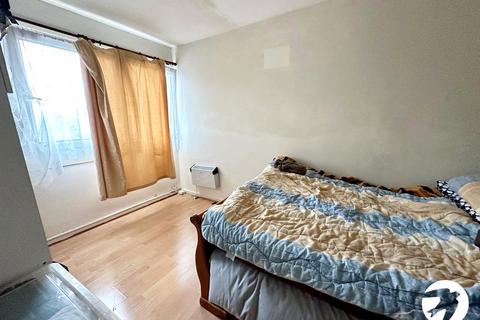 3 bedroom flat for sale - Bowditch, Deptford, London, SE8