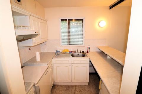 1 bedroom flat for sale, Cricketers Close, Erith, Kent, DA8