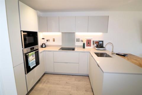 1 bedroom flat for sale, Luna St James, St James Road, Brentwood, Essex, CM14