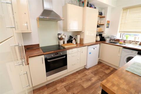 2 bedroom flat for sale, Stoneham Court, Dell View Road, Erith, Kent, DA8