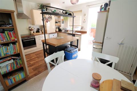 2 bedroom flat for sale, Stoneham Court, Dell View Road, Erith, Kent, DA8