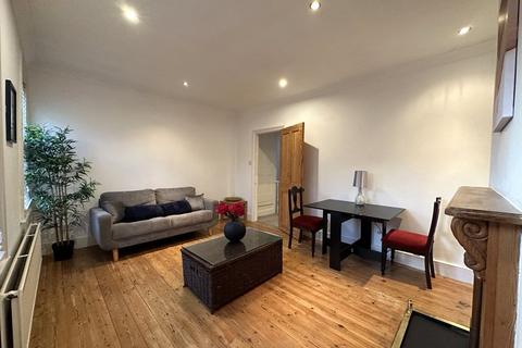 1 bedroom flat for sale, Benares Road, Plumstead, London, SE18