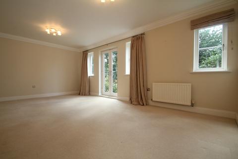 4 bedroom house to rent, Micklethwaite Grove, Wetherby, West Yorkshire, UK, LS22