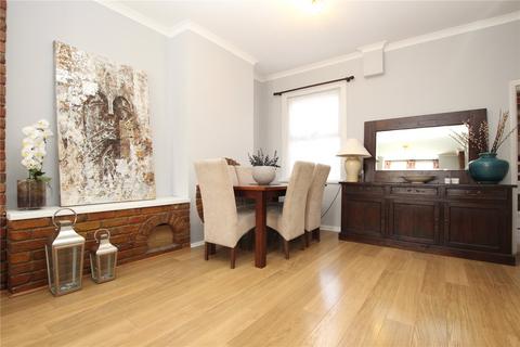 2 bedroom terraced house for sale - Gunning Street, Plumstead, London, SE18