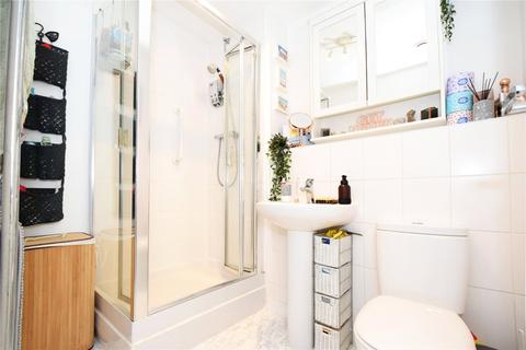 Flat 1, Hazelnut House Squirrels Close, Swanley, BR8 7FJ