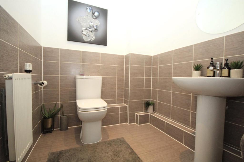 Ground Floor Wc