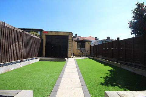 116 Brixham Road, Welling, DA16 1EJ