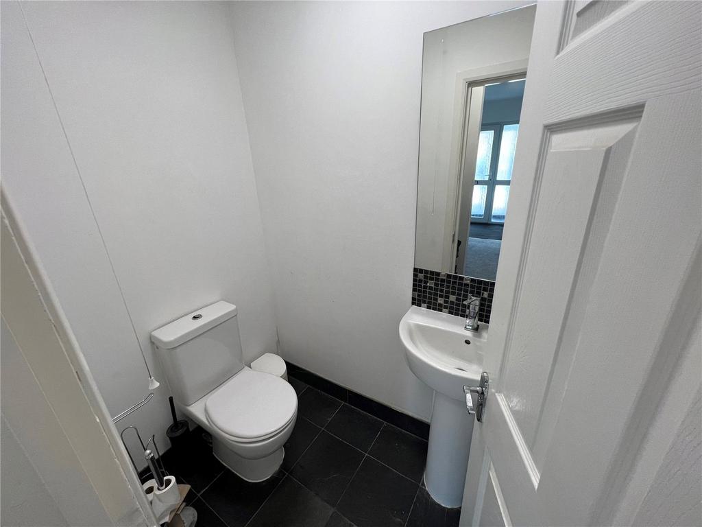 Ground Floor Wc