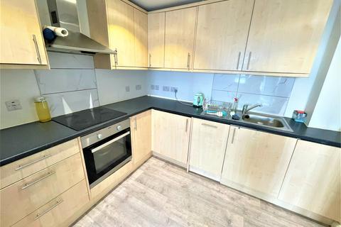 1 bedroom apartment to rent, Carlton House, Ilford IG1