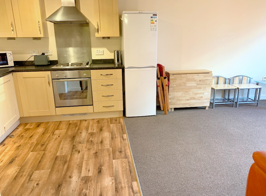 Flat, Beauchamp House, Greyfriars... 2 bed apartment £1,000 pcm (£231 pw)