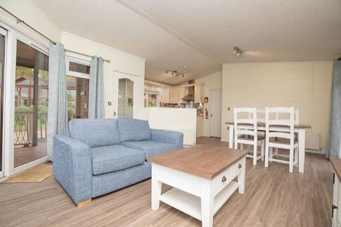 2 bedroom lodge for sale - Waveney River Centre, Burgh St. Peter NR34