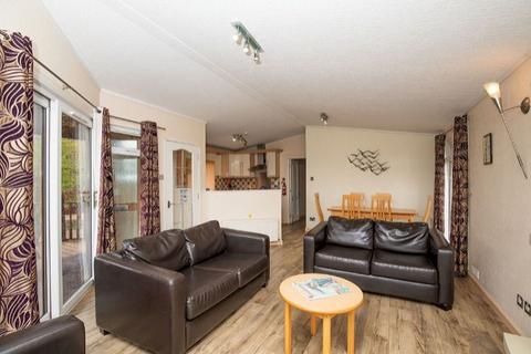 undefined, Three Bed Mutford Holiday Lodge Waveney River Centre, South Norfolk NR34