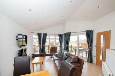 2 bedroom lodge for sale, Waveney River Centre, , Burgh St. Peter NR34