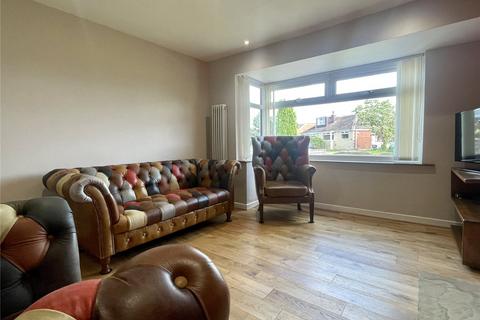 11 Chiltern Close, Shaw, Oldham, OL2 7RL