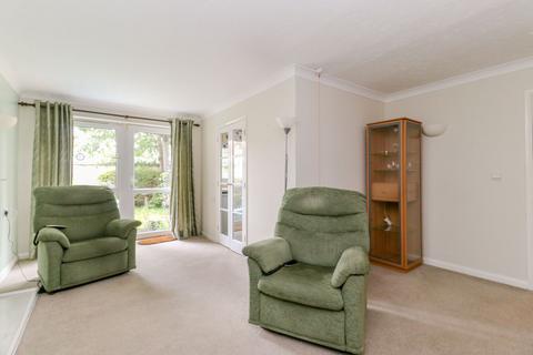 1 bedroom flat for sale - Acorn Court, EN8