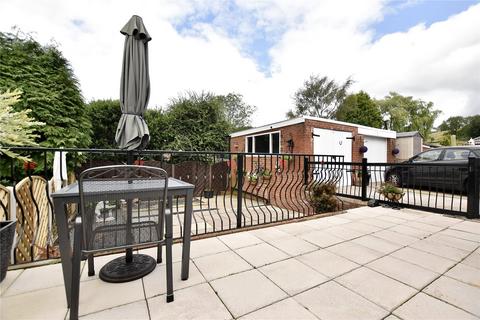 3 Dingle Avenue, Shaw, Oldham, OL2 8DD