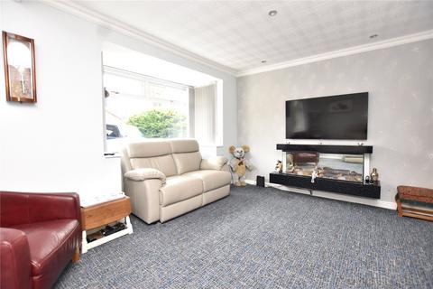 3 Dingle Avenue, Shaw, Oldham, OL2 8DD