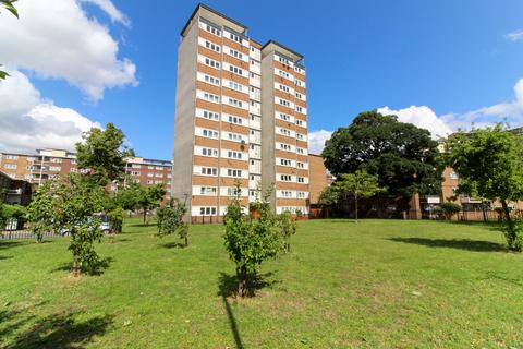 2 bedroom flat for sale, Whittaker Court, Studley Road