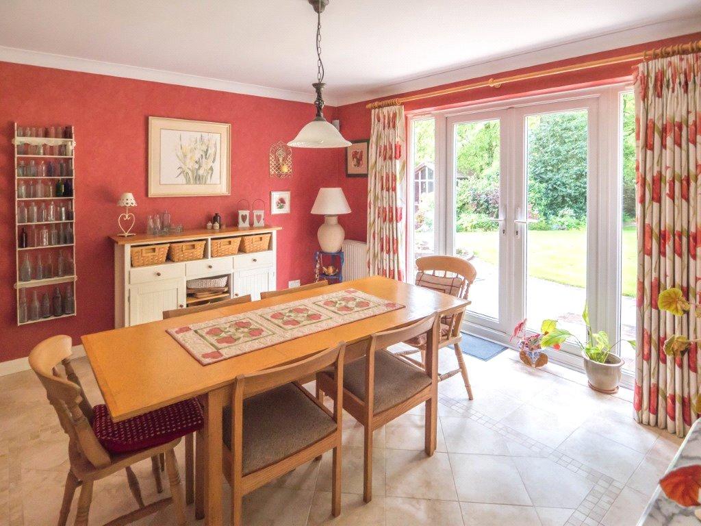 Forewood Lane, Crowhurst 5 bed detached house for sale £890,000