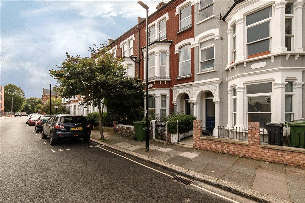 Horsford Road, London, SW2 2 bed apartment £2,000 pcm (£462 pw)