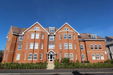 2 bedroom apartment to rent, Bournemouth Road, Lower Parkstone, Poole