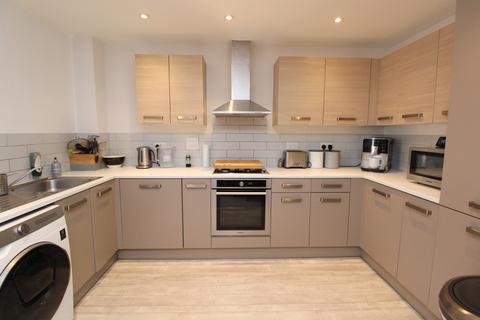2 bedroom apartment to rent, Bournemouth Road, Lower Parkstone, Poole