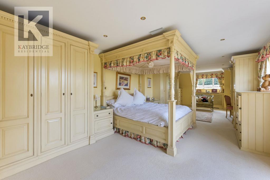 Latymer, South Cheam, private road, family...