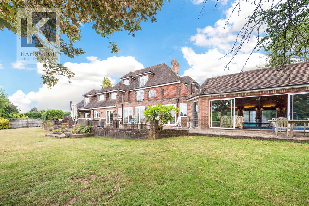 Latymer, South Cheam, private road, family...
