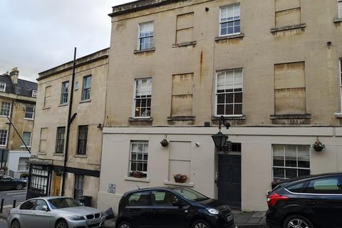 Studio to rent, Flat 4, 35 Thomas Street, Bath, BA1