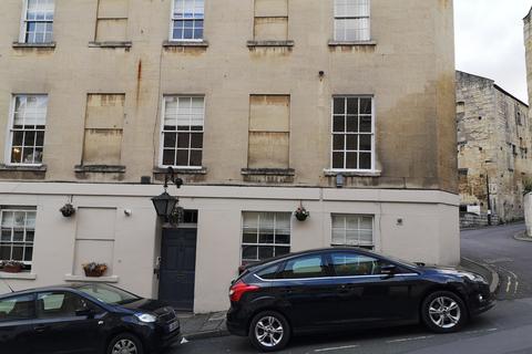Studio to rent, Flat 4, 35 Thomas Street, Bath, BA1
