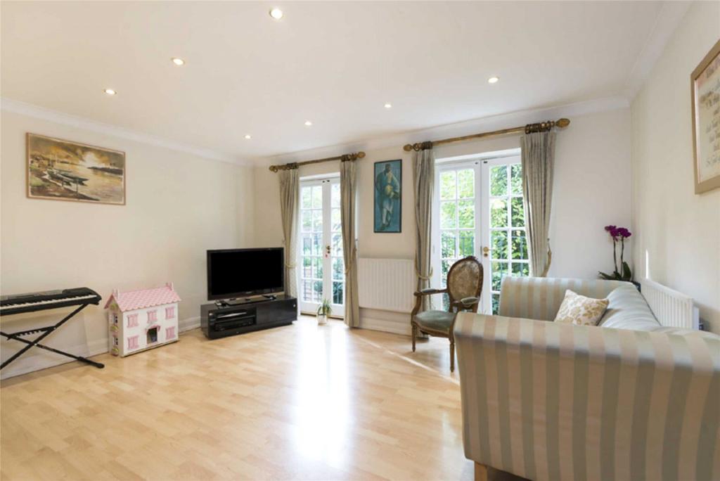 Andover Place, Maida Vale, London, NW6 3 bed house £4,117 pcm (£950 pw)